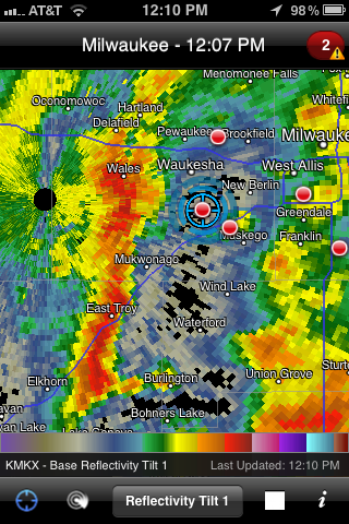 Reflectivity shows strong storms over Waukesha County, Wisconsin - May 6, 2012